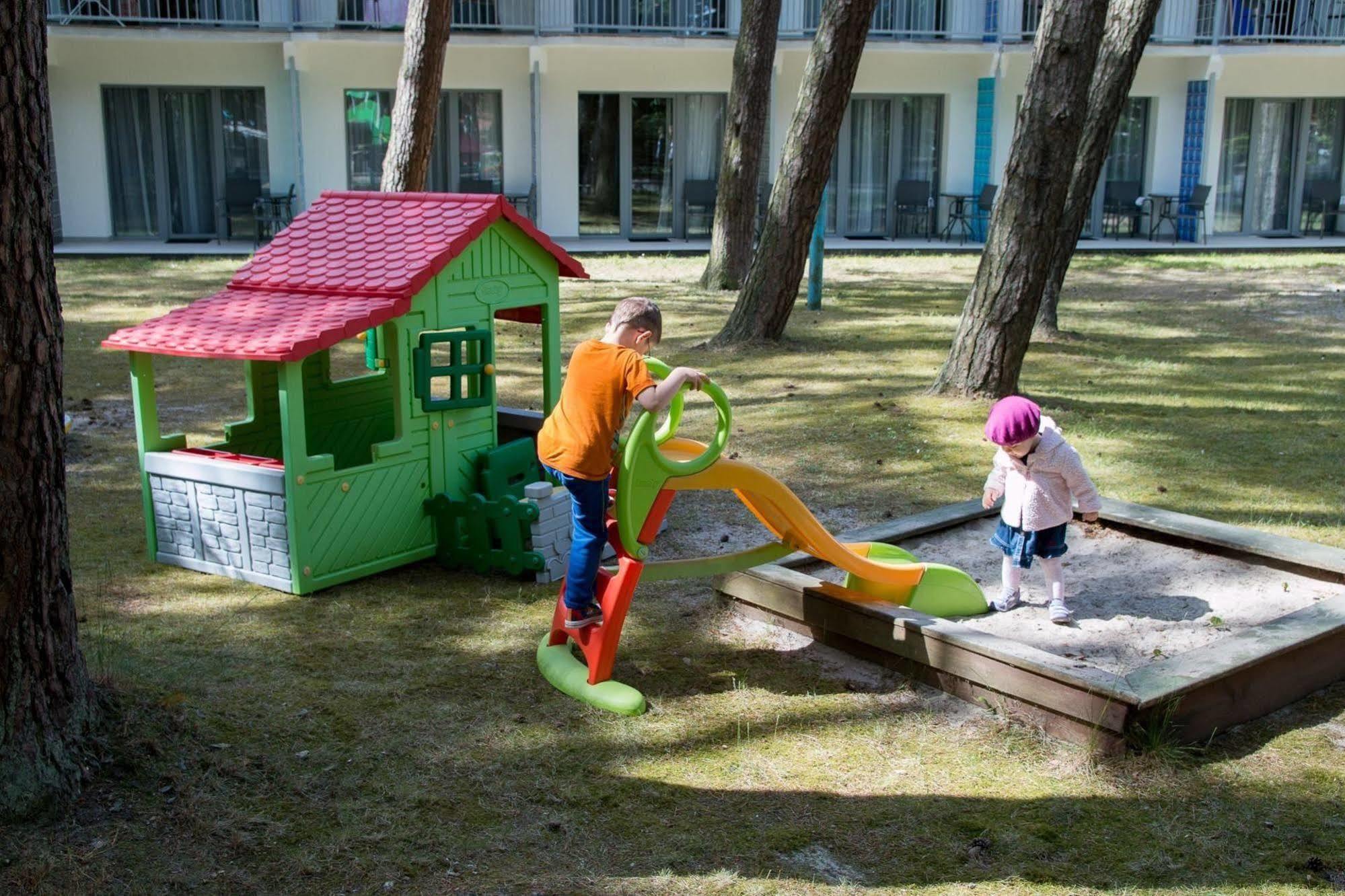 Waterside Resort Darłówko Extérieur photo